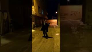 Arabaya Kafa Atti Beyni Sarsildi