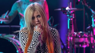 Avril Lavigne - Bite Me Live at America’s Got Talent (03-14-22)