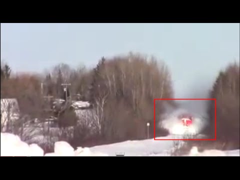 Vídeo: El Tren Canadiense Atraviesa La Nieve Como El Negocio De Nadie