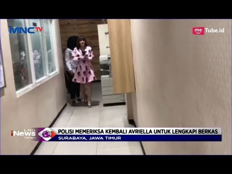 Model Majalah Dewasa Avriellya Shaqil Diperiksa di Polda Jatim Terkait Prostitusi Online - LIM 26/03