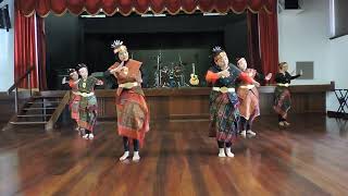 Tari Batak 'Sinanggar Tulo'