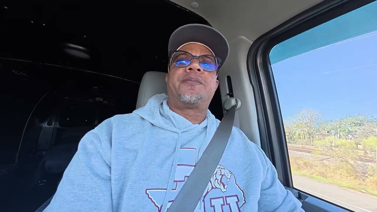 Vanlife: Happy New Year/Pemacon Backup Camera