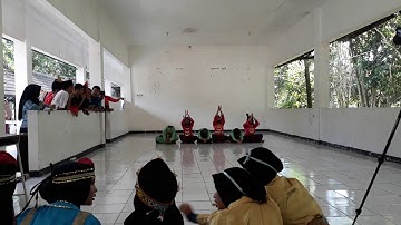 Tari Indang Badinding SMAN 10 Samarinda