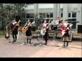 YUI 『 How Crazy 』 -卒おめ中庭ライブ-