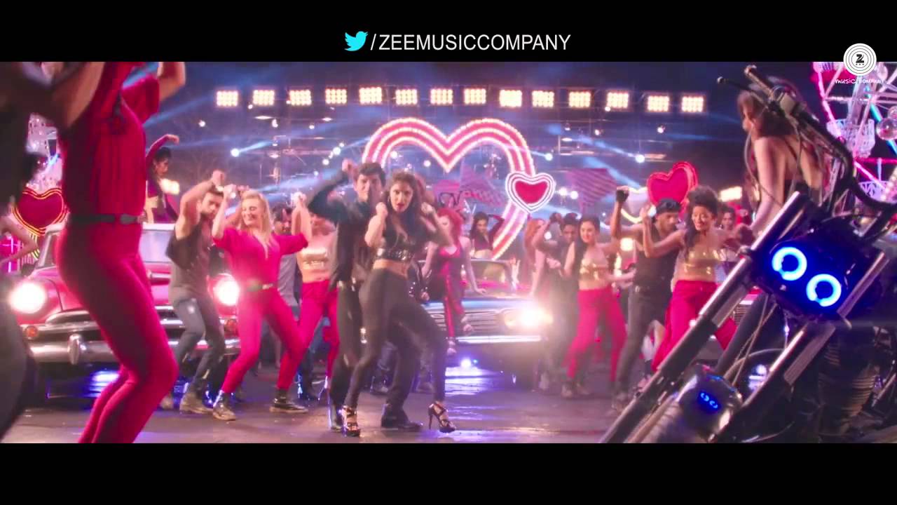 Paro Video Song from Pyaar Ka Punchnama 2 | Imslv.com