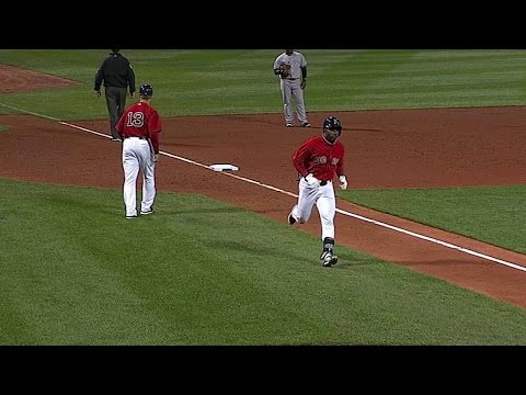 NYY@BOS: Castillo crushes solo homer over the Monster