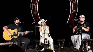 Lainey Wilson & Muscadine Bloodline song! WOW 