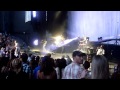 Dierks Bentley performing &quot;Am I The Only One&quot; live @ the Shoreline Amphitheatre on May 11, 2013