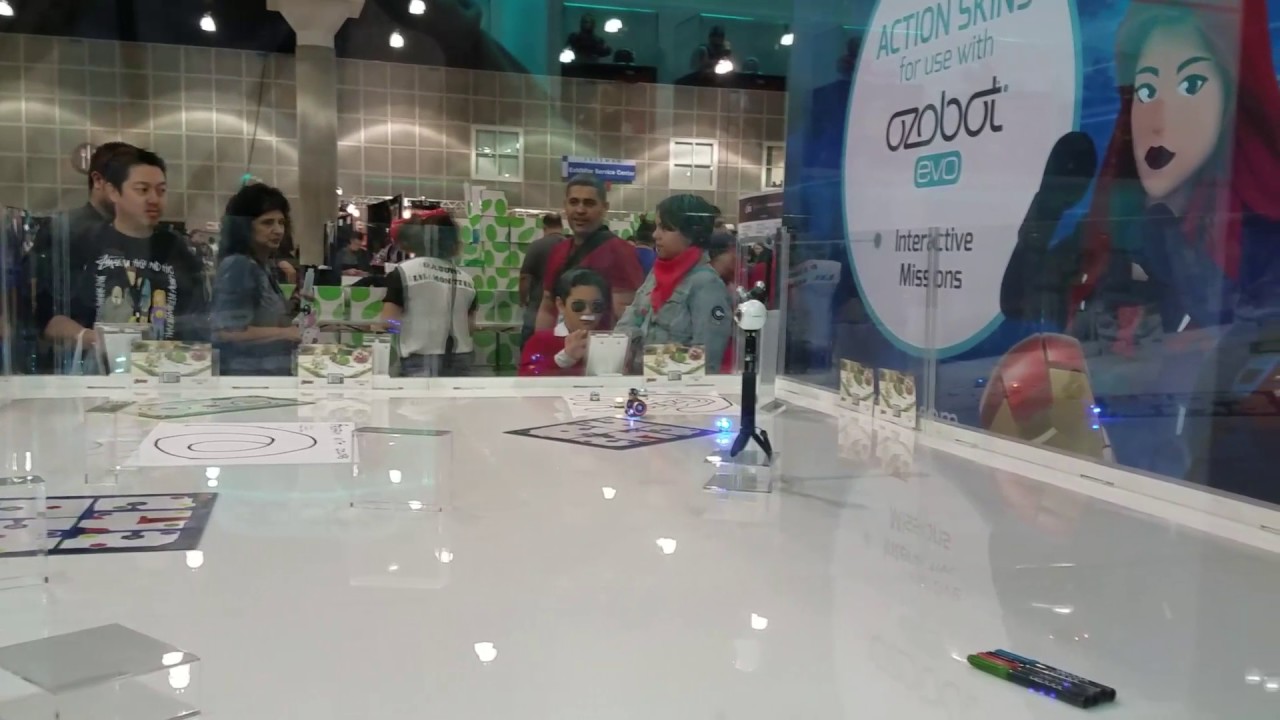 Quick Look at Ozobots @ LACC 2016