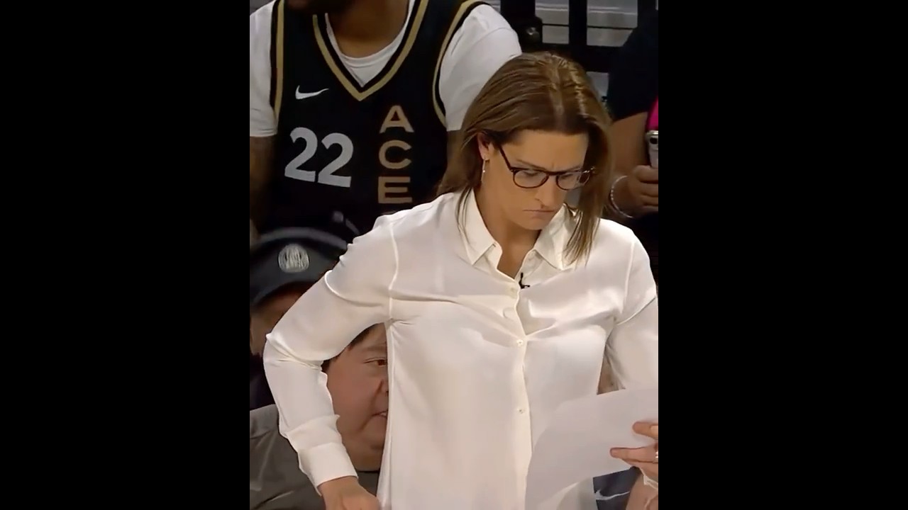 Stephanie White sideline interview at start of second quarter