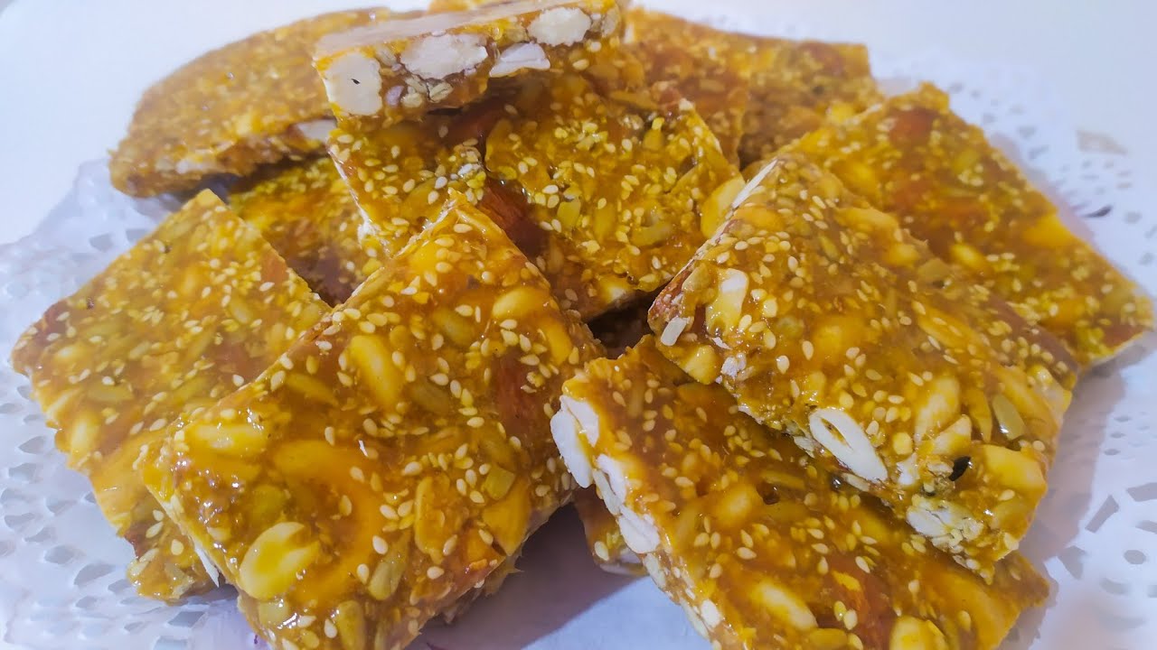 مكسرات بالكراميل والشوفان مقرمشه وصحيه(سناك صحي) /Crunchy nuts with caramel and oats