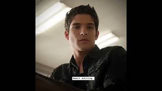 A Normal Student Suddenly Became A Werewolf