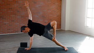 Strengthen Core \u0026 Improve Balance | 30-Min Power Yoga  with Travis