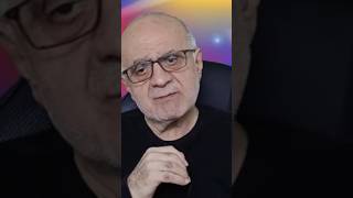 Bazi İsanlar Vardir Şansizlik Bi̇r Yürlü Yakalarini Birakmaz