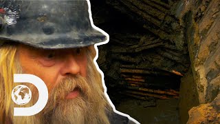 Tony Beets LITERALLY Stumbles Upon a Gold Mine! | Gold Rush