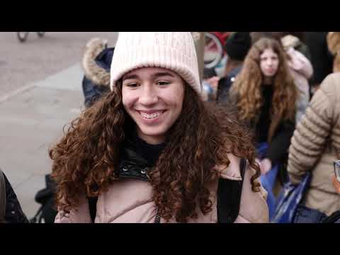 BLS English tanıtım videosunun kapak görseli
