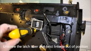 Fitting our replacement door lock springs Land Rover Discovery 1 Range Rover Classic Front Doors