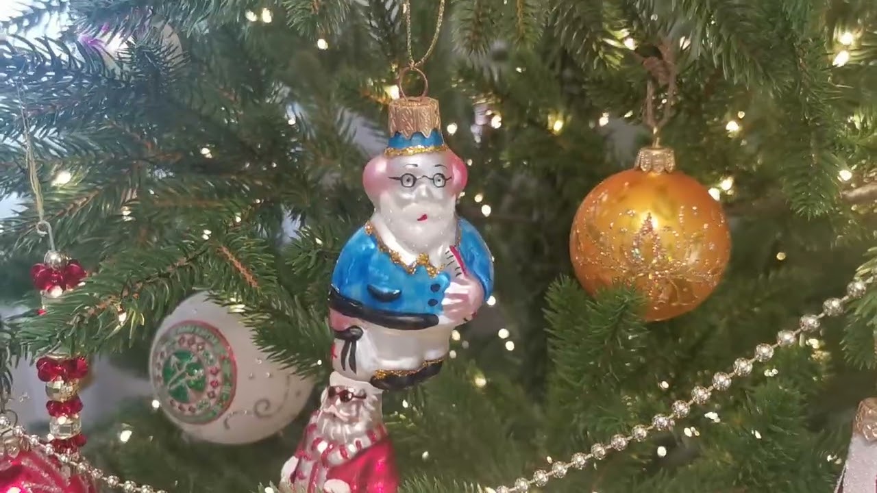 В лесу родилась елочка. Покажу вам нашу елочку. 15.01.2026 Ленинградская область 