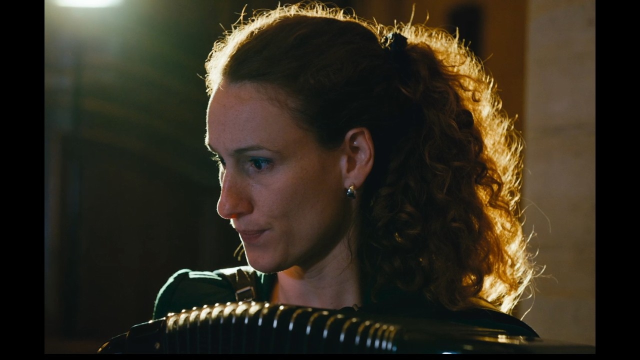 Giulia Lorusso - Etude pour mesurer la densité de l'éther (2025). Ambre Vuillermoz, accordion
