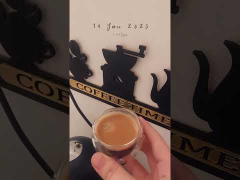 عيونك والقهوه وفيروز