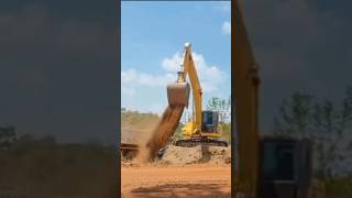 😱excavator operater angry on manager 🤣 | #youtubeshorts #constructionmaterials #caterpillarequipment