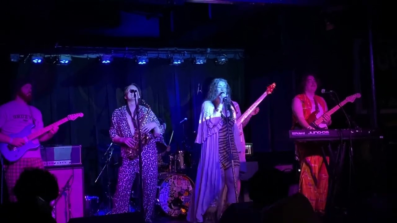 afters ~ Gemini #live #set #closer #turfclub #stpaul #minnesota #pajamasparty #pajamaparty #mngrown