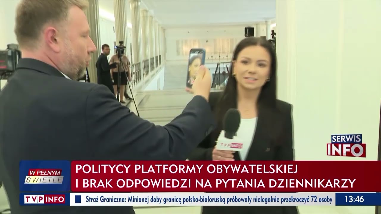 Prymitywne zachowanie polityków w stosunku do dziennikarzy TVP