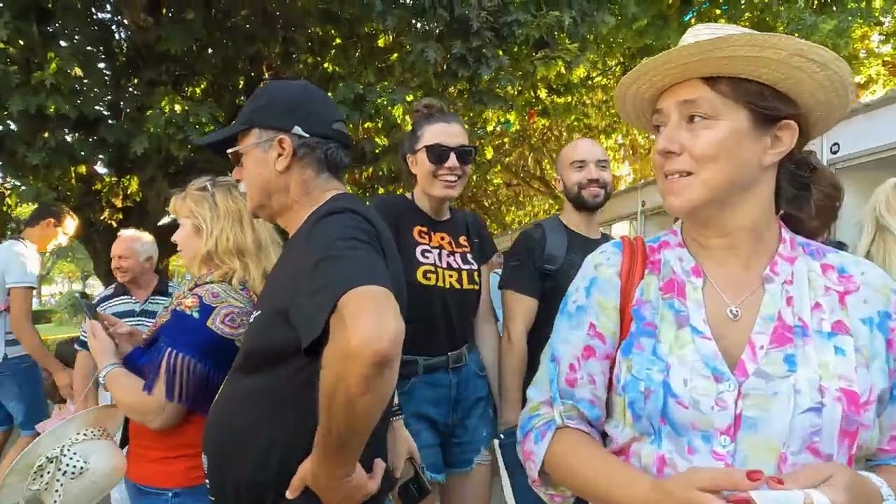 Viana do Castelo, Romaria de Nossa Senhora da Agonia, Portugal. (Walking Tour 4k, Summer)