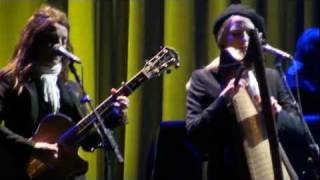 Video thumbnail of "Weybridge, If it be your will, The Webb Sisters, Leonard Cohen ."