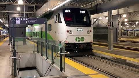 GO Train Departs An Empty Toronto Union Station (4k60)