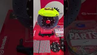 Индивидуальный комплект тормозной системы Brembo. Изготовлен под заказ для Nissan Maxima QX(2000 г.)