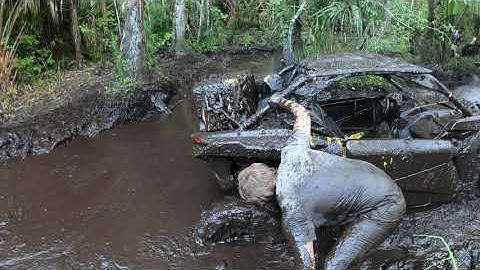 Canam Maverick X3 XMR vs Rzr Highlifter