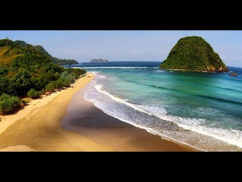Menikmati Pantai Pulau Merah  Banyuwangi Jawa Timur YouTube