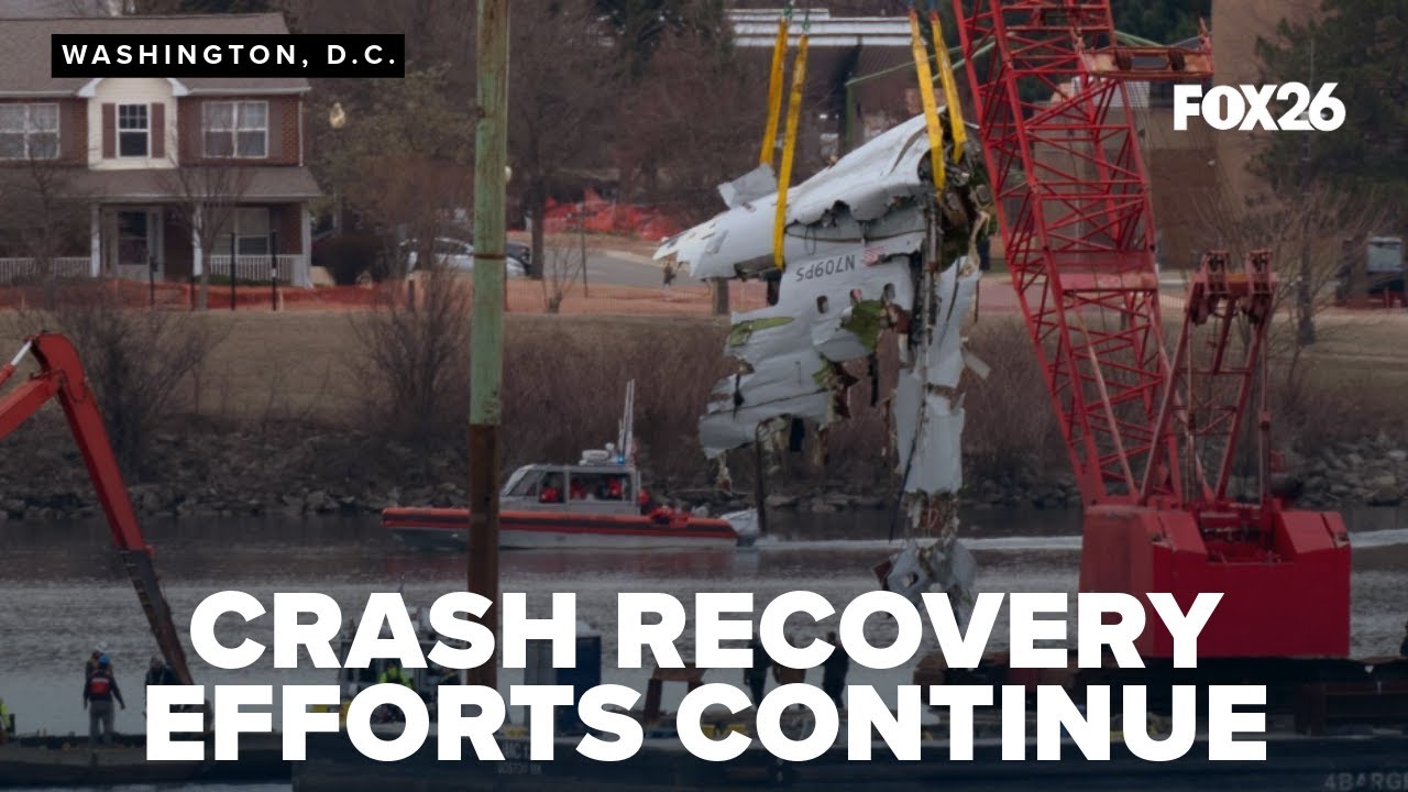 Crane aids in Potomac River wreckage recovery after deadly midair plane ...