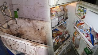 OMG😱 Cleaning a house that has been abandoned for 3 years🤮Best House Cleaning 💪 Cleaning Motivation