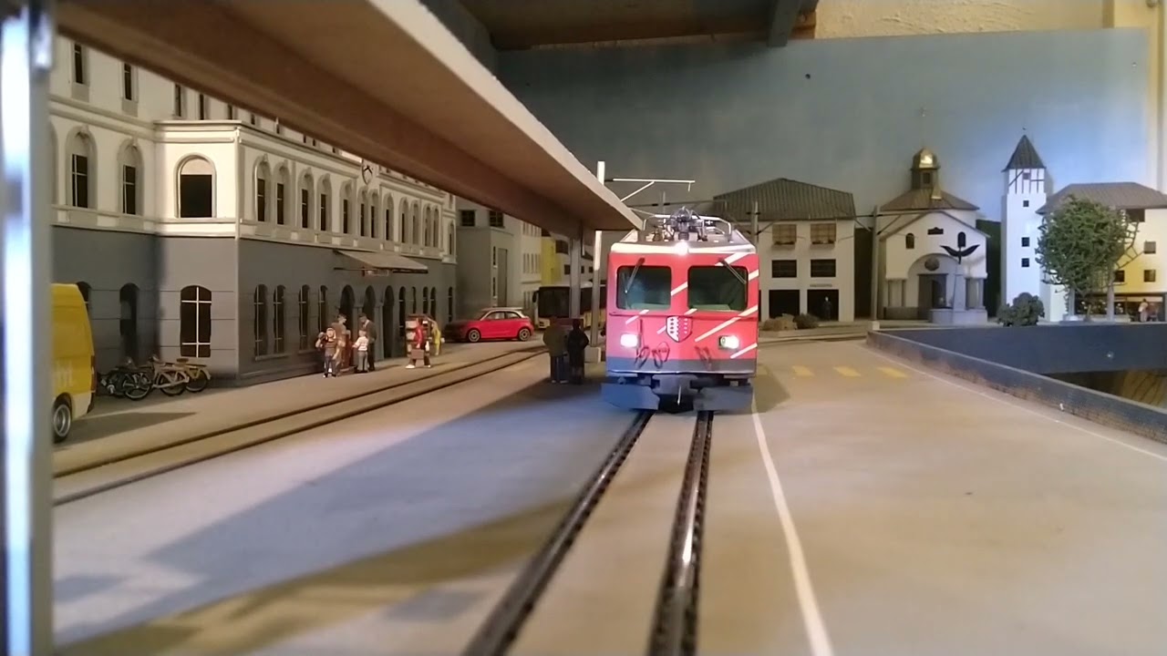 Modell Ge 4/4 III 0m der Matterhorn Gotthard Bahn in Brig