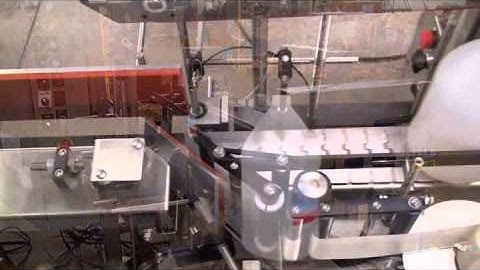 Clutch Brake Labeler for Plastic Bottles | Label Bottling