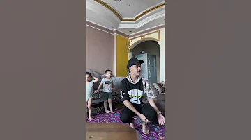 الفضيحه ف تاني جزء 