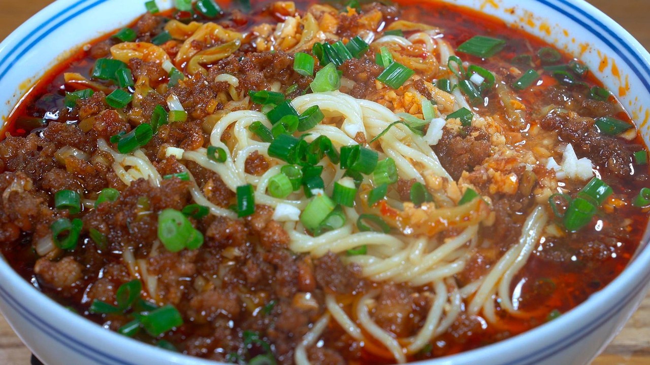 大鱼大肉吃腻了，没胃口，可以试试这个重庆小面，酸辣入味，好吃到汤都不剩#like #美食分享日常 #food #料理 #cooking