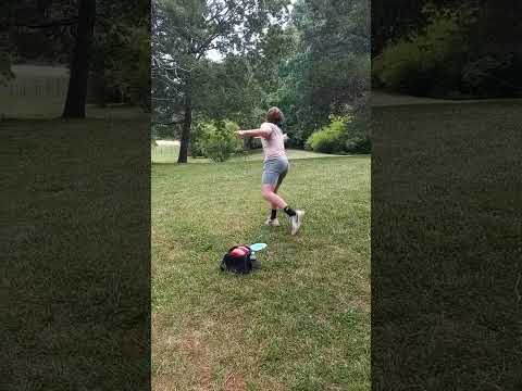 TWrecks and I Disc Golf in the rain.
