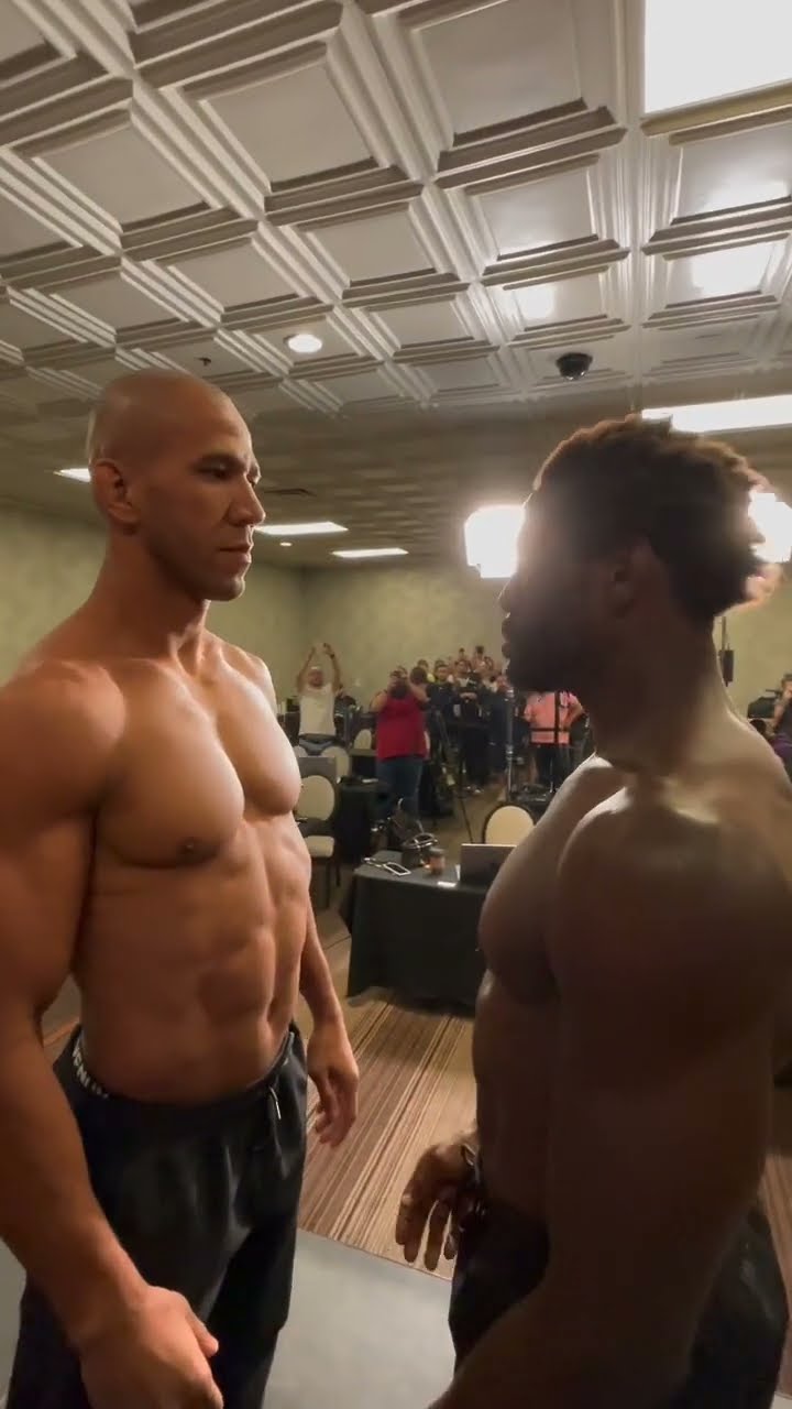 Who y'all got winning this one? Cannonier or RoboCop? ? #ufcvegas102