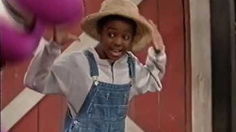 Sing And Dance Credits Comparison (Screener vs. Final Version) (V2) (1999 Version) Part 27