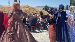 Karabağ Köyü Düğünü Çok Güzel Hemen İzle Maşallah Geli̇ne Kaçirma