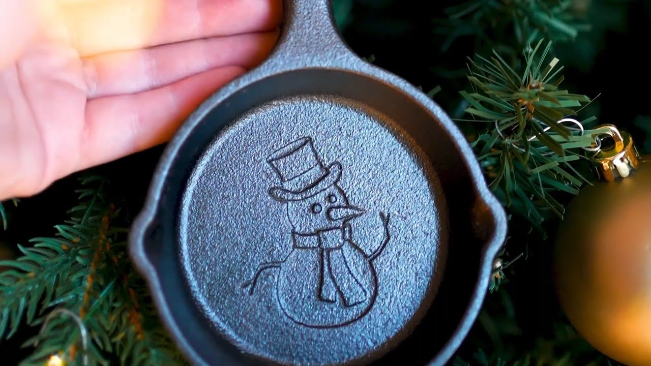 Lodge Holiday Mini Skillet - 3.5 in.