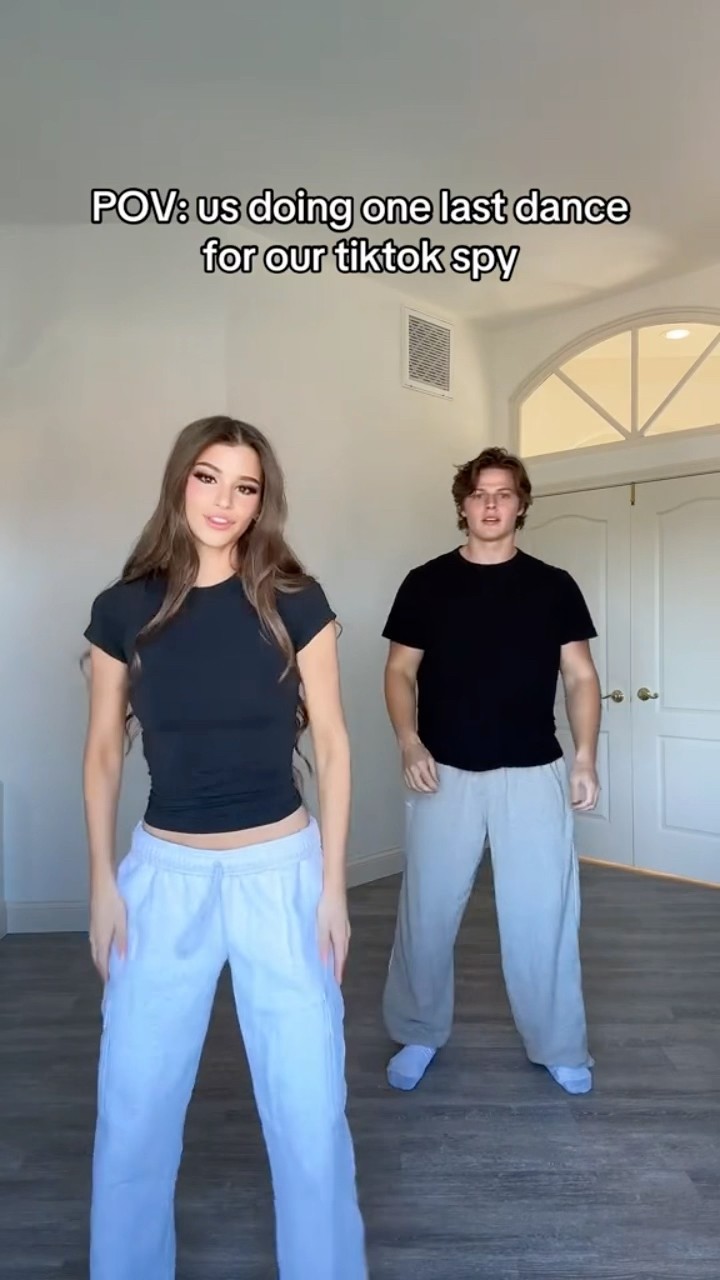 Wait for it.. #funny #couple #relatable #short #shorts #love