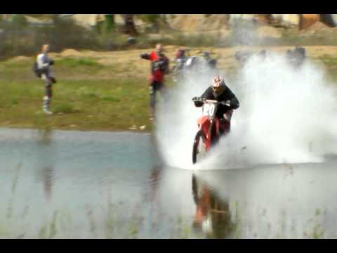 ATV MX water crossing