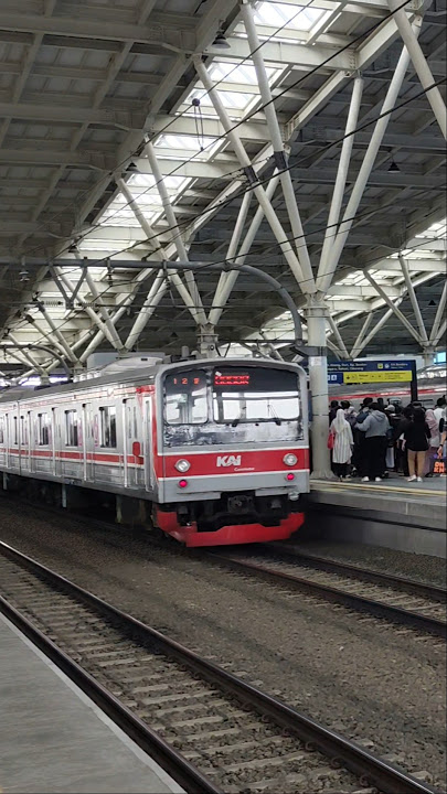 “Morning Glow | Bekasi → Jakarta Cinematic Short 🌅”