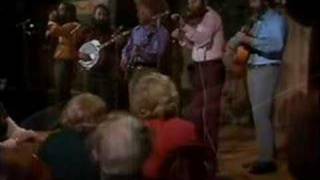 Vignette de la vidéo "The Dubliners- Home Boys Home"