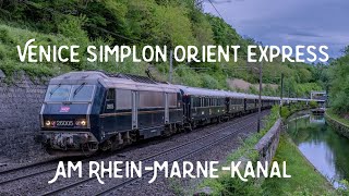 Zug aller Züge: Venice Simplon Orient Express (VSOE) Luxusreisezug nach Paris am Marne-Rhein-Kanal