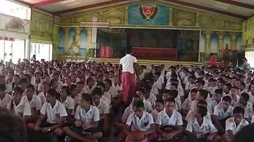 Samoan College Singing (Lueulumoega College)